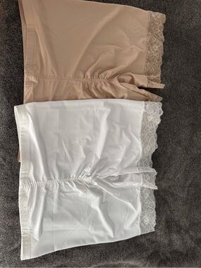 2X New Lace Trim Seam-Front Shaping Shorts - Nude & White (2 Pack)